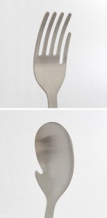 hand fork hand spoon 3 157x318 eat with your hands! Moe Furuyas Hand Fork & Hand Spoon