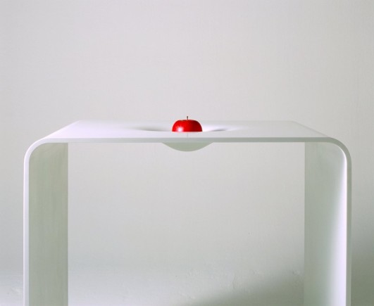 newton table by makoto tojiki (7)