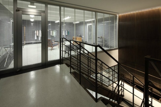 Thom Brown Aoyama - Wonderwall (12)