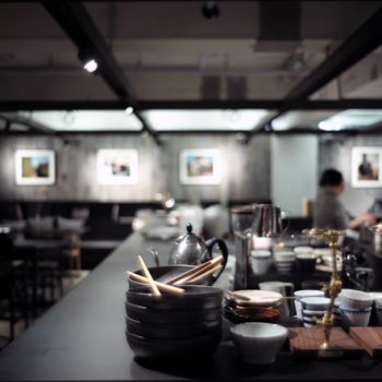 Sha-shokudo: A New Public Eatery in Tokyo Inspired by Office Cafeterias