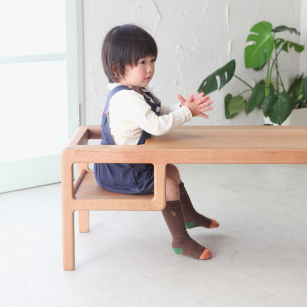 https://www.spoon-tamago.com/wp-content/uploads/2009/08/Baby-in-Table_IMG_1494.jpg