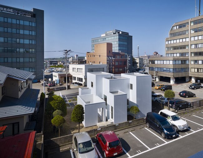 60-Year-Old Machiya Adapted into Hender Scheme's New Osaka Flagship