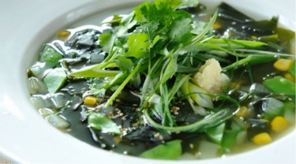 Wakame Soup with Snow Peas and Ginger