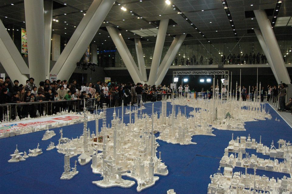 1.8 million LEGOs used to create map of Japan