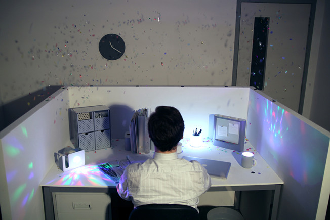 Desktop Fireworks Lets You Have a Party at Your Desk | Spoon & Tamago