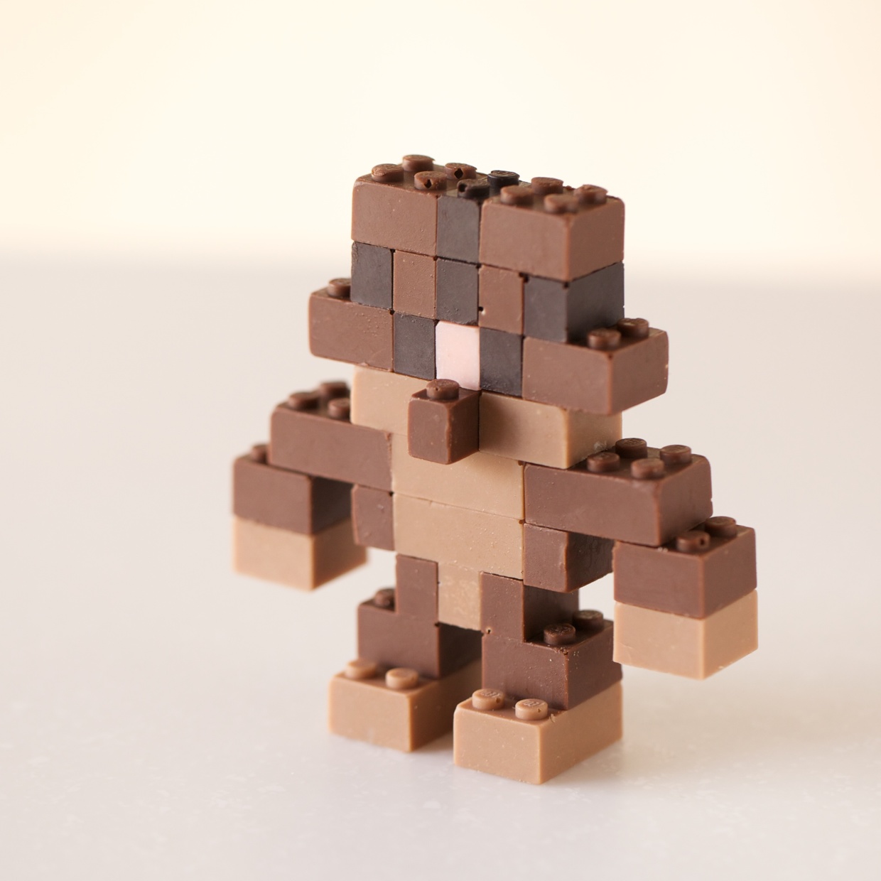 Akihiro-Mizuuchi-chocolate-LEGO-bear (6)