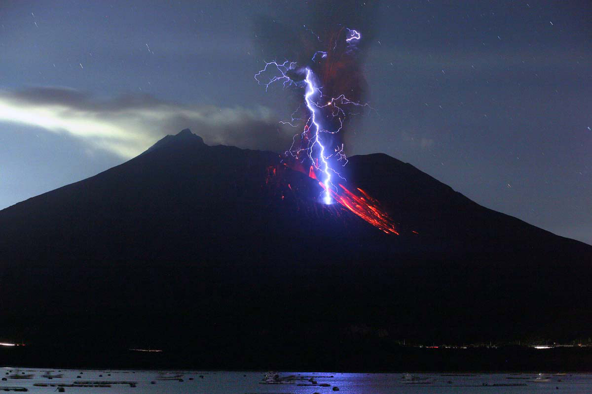 takehito miyatake volcanic lightning