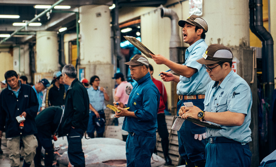 tsukiji fish market - nico therin