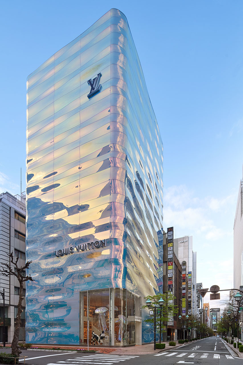 jun aoki designs exterior of 'billowing sails' for louis vuitton maison in  japan