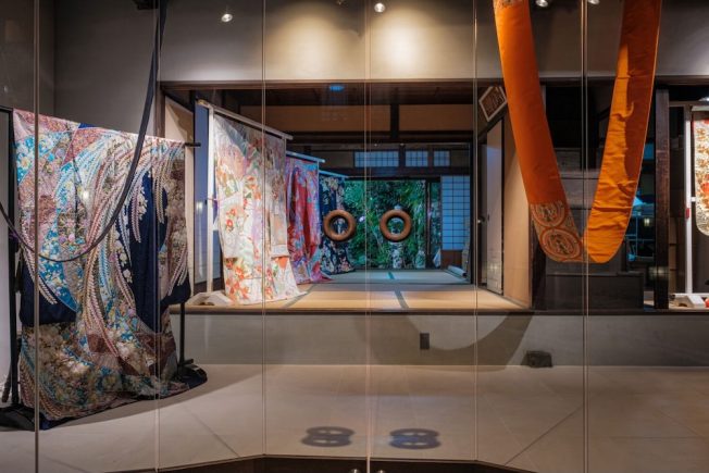 An Undulating Glass Facade Defines this Renovated Kimono Showroom in ...