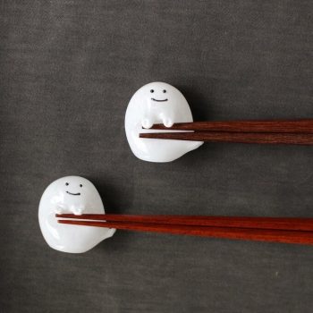Glass Ghost Chopstick Rests are the Perfect Halloween Accessory
